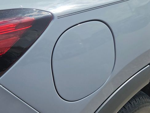 Used 2021 Nissan Rogue SL image 13