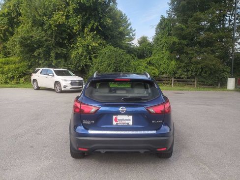 Used 2019 Nissan Rogue Sport SL AWD/4WD image 6