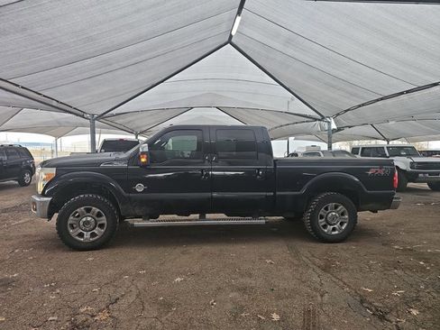 Used 2012 Ford F250 Lariat w/ Lariat Ultimate Pkg image 2
