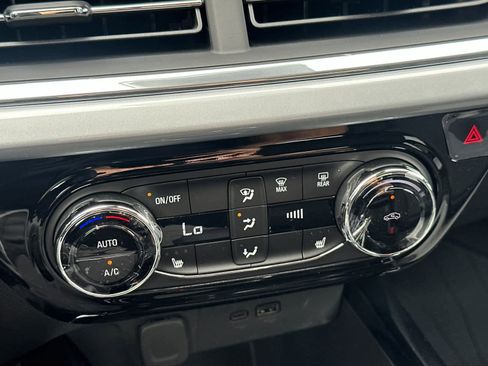 New 2026 Chevrolet Trax LT image 19