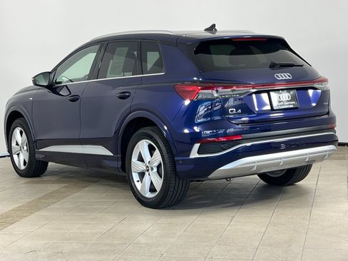 Used 2023 Audi Q4 e-tron Premium Plus w/ Premium Plus AWD/4WD image 4