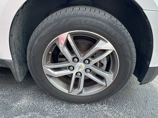 Used 2017 Chevrolet Equinox Premier w/ Enhanced Convenience Package video 2