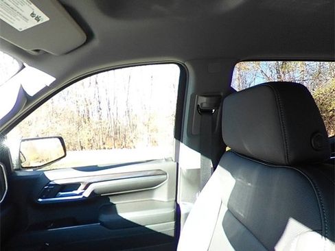 Used 2024 Chevrolet Silverado 1500 LTZ image 37