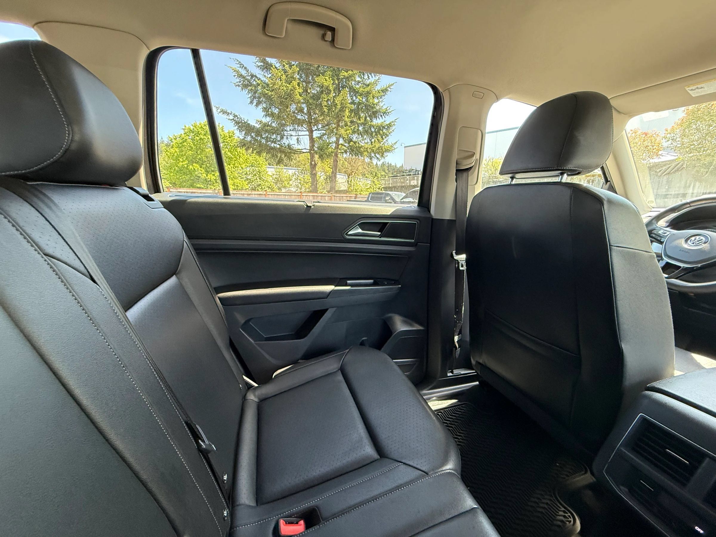 Used 2018 Volkswagen Atlas SE AWD/4WD image 46