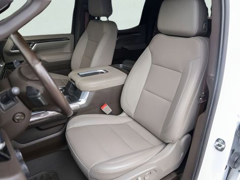 Used 2022 Chevrolet Silverado 1500 LTZ w/ LTZ Convenience Package II image 10