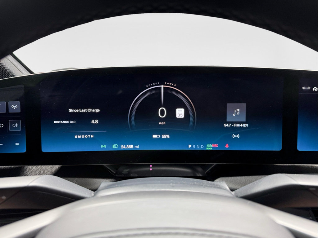 Used 2023 Lucid Air Touring AWD/4WD image 10