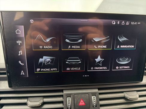 Used 2021 Audi Q5 2.0T Premium image 16