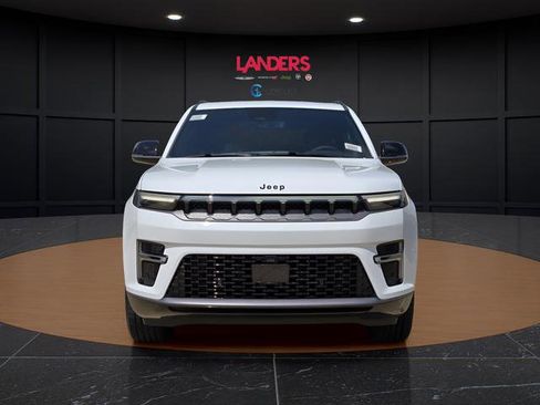 New 2026 Jeep Grand Wagoneer Limited AWD/4WD image 4