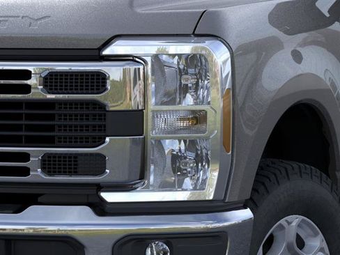 New 2026 Ford F350 XLT AWD/4WD image 18