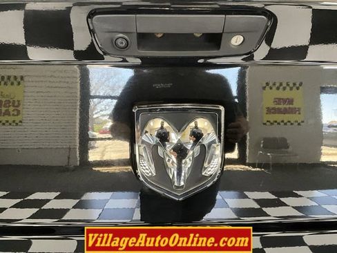 Used 2015 RAM 1500 Laramie w/ Convenience Group AWD/4WD image 29