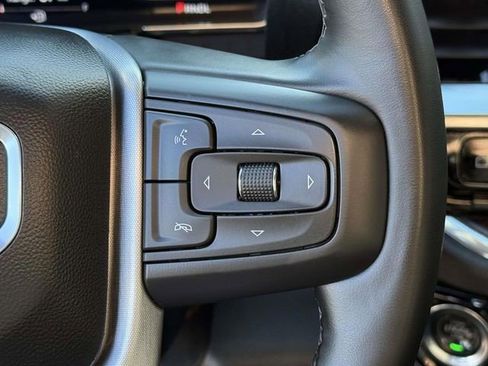 Certified 2025 GMC Sierra 1500 SLT AWD/4WD image 16