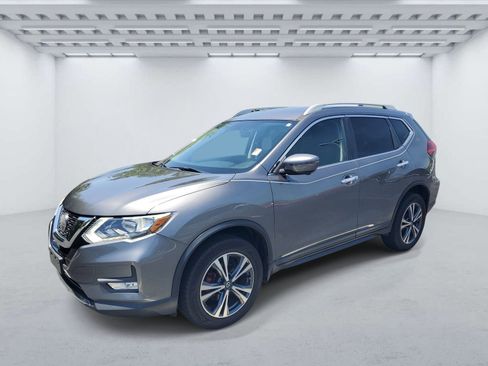 Used 2019 Nissan Rogue SV w/ Premium Package AWD/4WD image 2