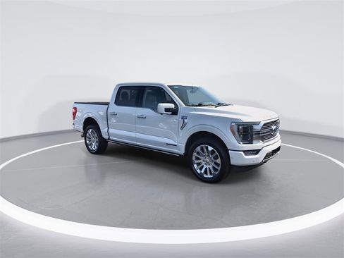 Used 2023 Ford F150 Limited image 2