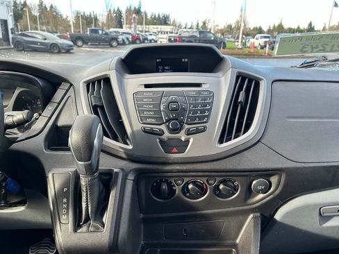 Used 2018 Ford Transit 350 XL image 24