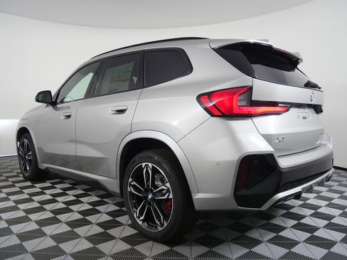 Used 2026 BMW X1 xDrive28i w/ Technology Package image 5