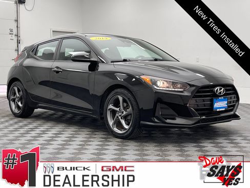 Used 2019 Hyundai Veloster 2.0 FWD image 1
