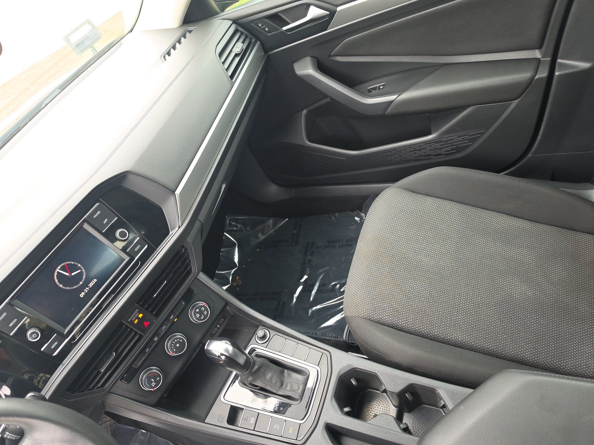 Used 2021 Volkswagen Jetta S w/ Driver Assistance Package FWD image 10
