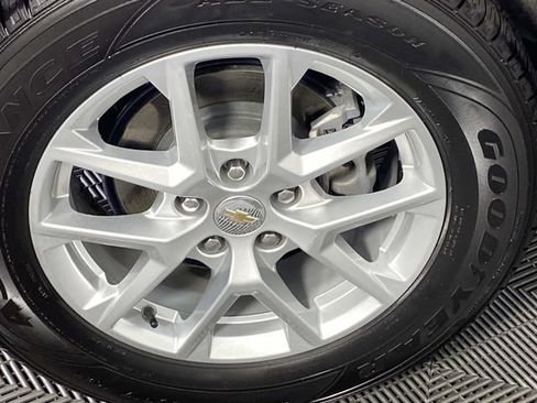 Used 2024 Chevrolet Equinox LT AWD/4WD image 28