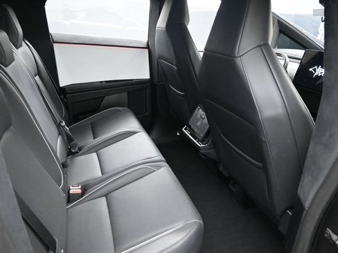 Used 2024 Tesla Cybertruck Cyberbeast AWD/4WD image 26