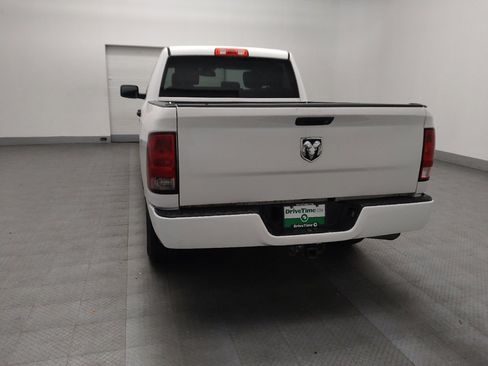 Used 2018 RAM 1500 Express RWD image 6