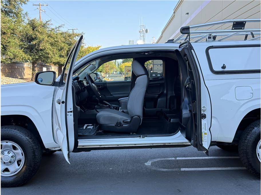 Used 2022 Toyota Tacoma SR RWD image 25