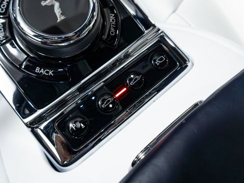 Used 2021 Rolls-Royce Phantom Sedan RWD image 88