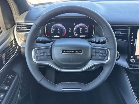 New 2026 Jeep Grand Wagoneer L Limited w/ Convenience Group I AWD/4WD image 14