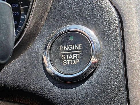 Used 2017 Ford Fusion SE image 39