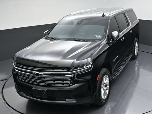 Used 2023 Chevrolet Suburban Premier AWD/4WD image 51