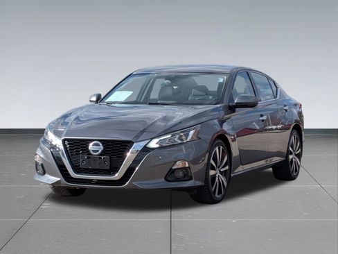 Used 2020 Nissan Altima 2.5 Platinum AWD/4WD image 9