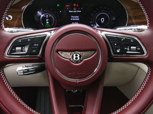 New 2026 Bentley Flying Spur image 33