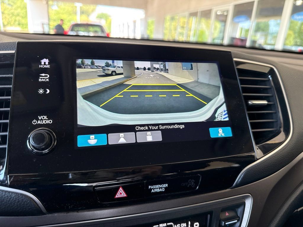 Used 2021 Honda Pilot EX image 36