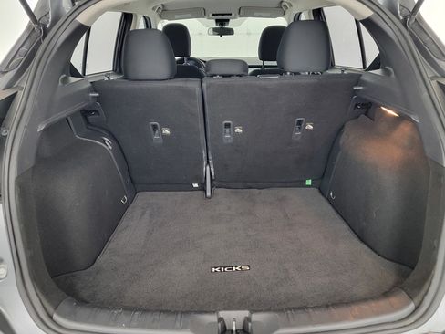 Used 2023 Nissan Kicks S FWD image 27