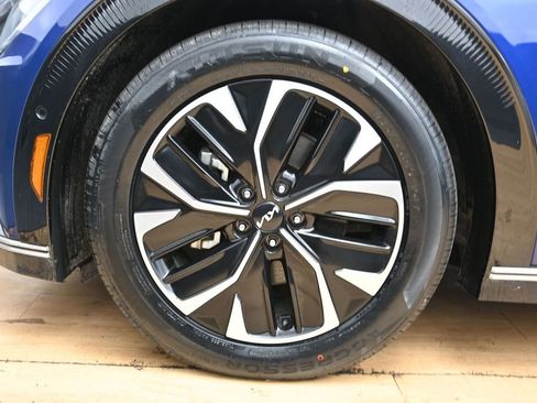 Used 2022 Kia EV6 Wind w/ Wind Technology Package image 12