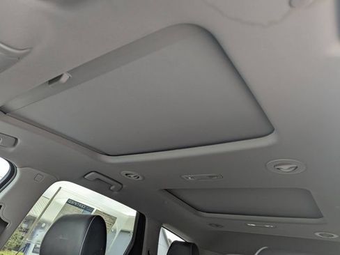 Certified 2021 Buick Enclave Avenir w/ Avenir Technology Package image 24