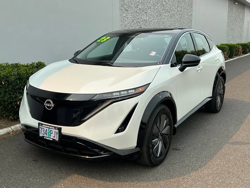 Certified 2023 Nissan Ariya FWD image 2