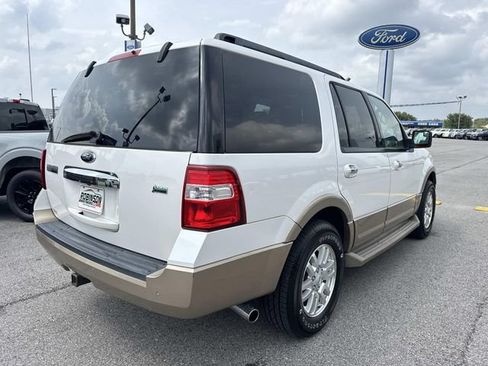 Used 2014 Ford Expedition XLT w/ Equipment Group 202A RWD image 5