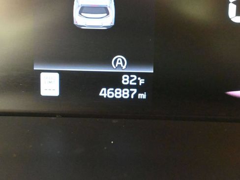 Used 2024 Kia Soul LX w/ Option Group 015 FWD image 28