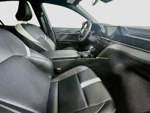 Used 2026 Toyota Camry SE w/ Convenience Package FWD image 30