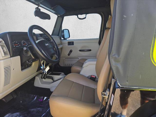 Used 2004 Jeep Wrangler Sahara AWD/4WD image 15