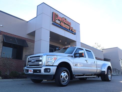Used 2015 Ford F350 Platinum image 36