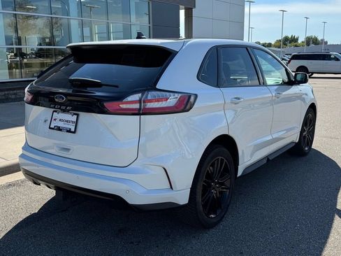 Certified 2022 Ford Edge ST-Line w/ Class II Trailer Tow Package AWD/4WD image 40