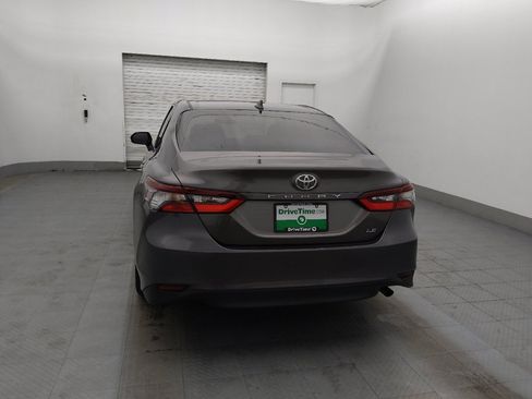 Used 2021 Toyota Camry LE image 6