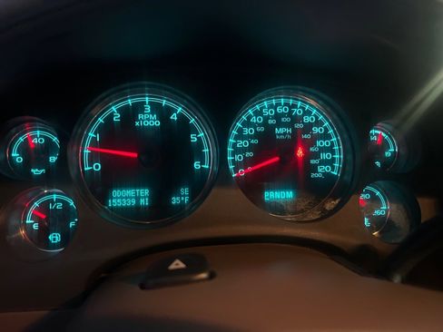 Used 2014 Chevrolet Tahoe LTZ image 31