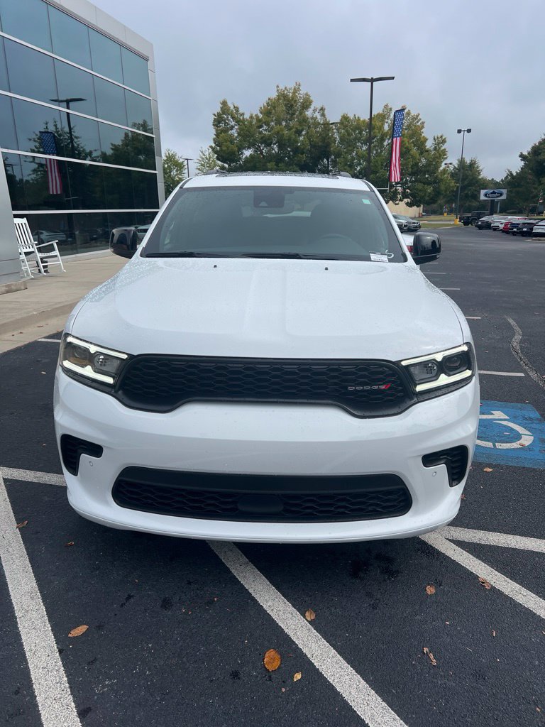 Used 2026 Dodge Durango GT AWD/4WD image 3