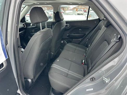 Used 2022 Hyundai Venue SEL w/ Cargo Package image 20