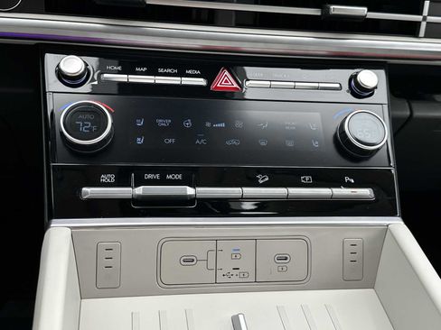 New 2026 Hyundai Santa Fe Calligraphy FWD image 18