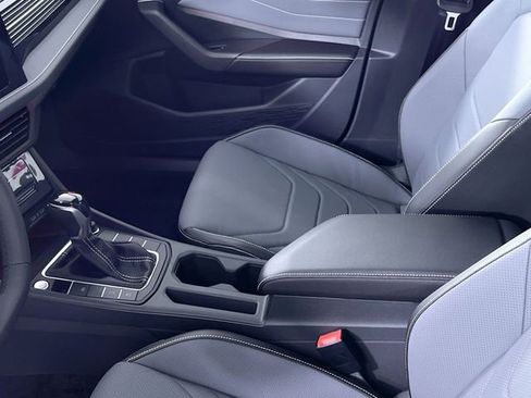 New 2026 Volkswagen Jetta SEL image 21