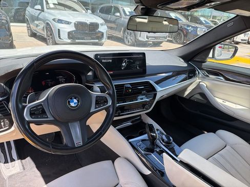 Used 2023 BMW 540i w/ Executive Package RWD image 7