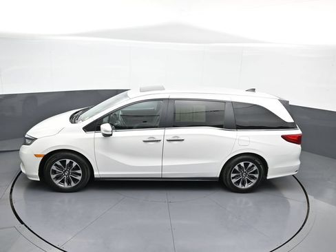 Certified 2024 Honda Odyssey EX-L image 44